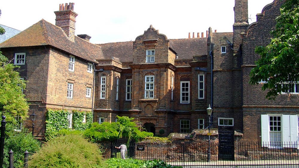 Charles Dickens: Restoration House, Rochester